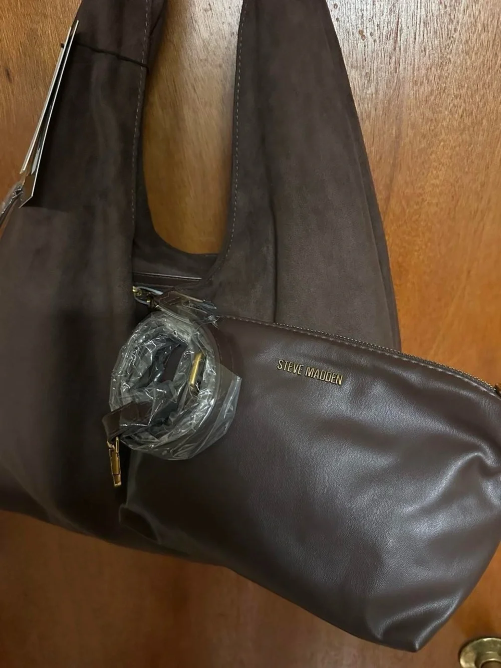 Steve Madden Dempsys Slouchy Hobo Bag with Matching Crossbody, chocolate